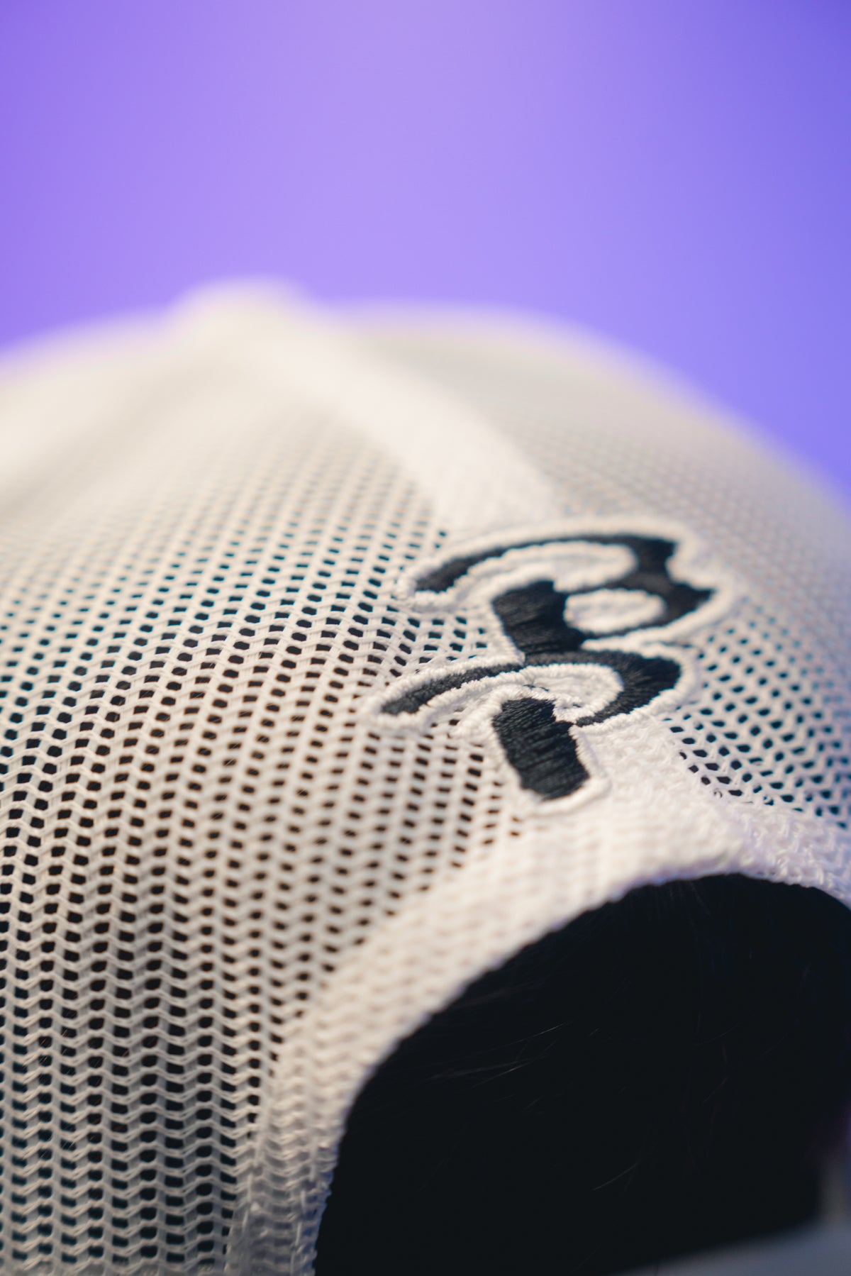 BAJO PERFIL WHITE/BLACK CAP - Jobes Hats, LLC