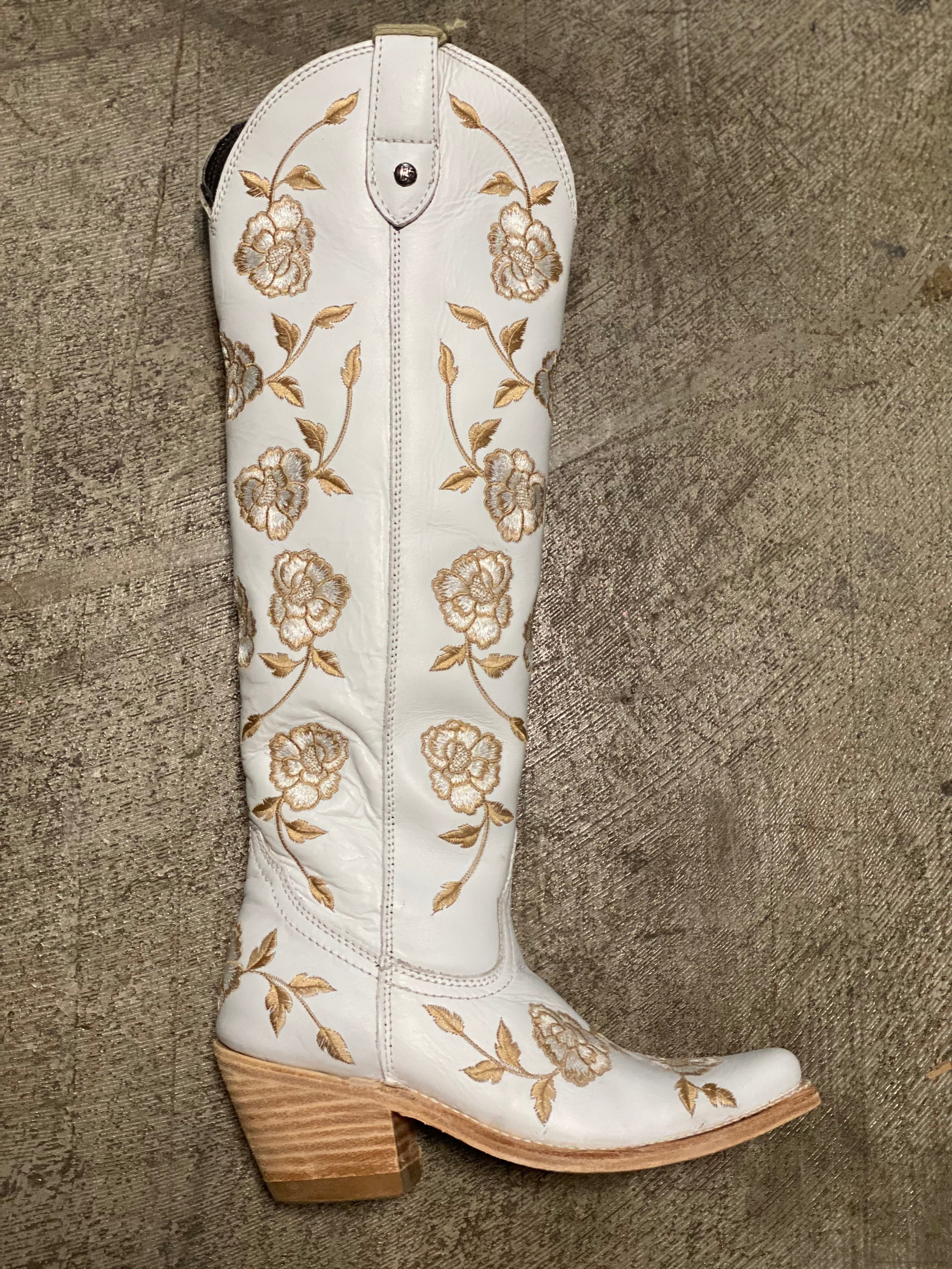 Liberty Black-Diana- Missouri Blanco- Womens Boots - Jobes Hats