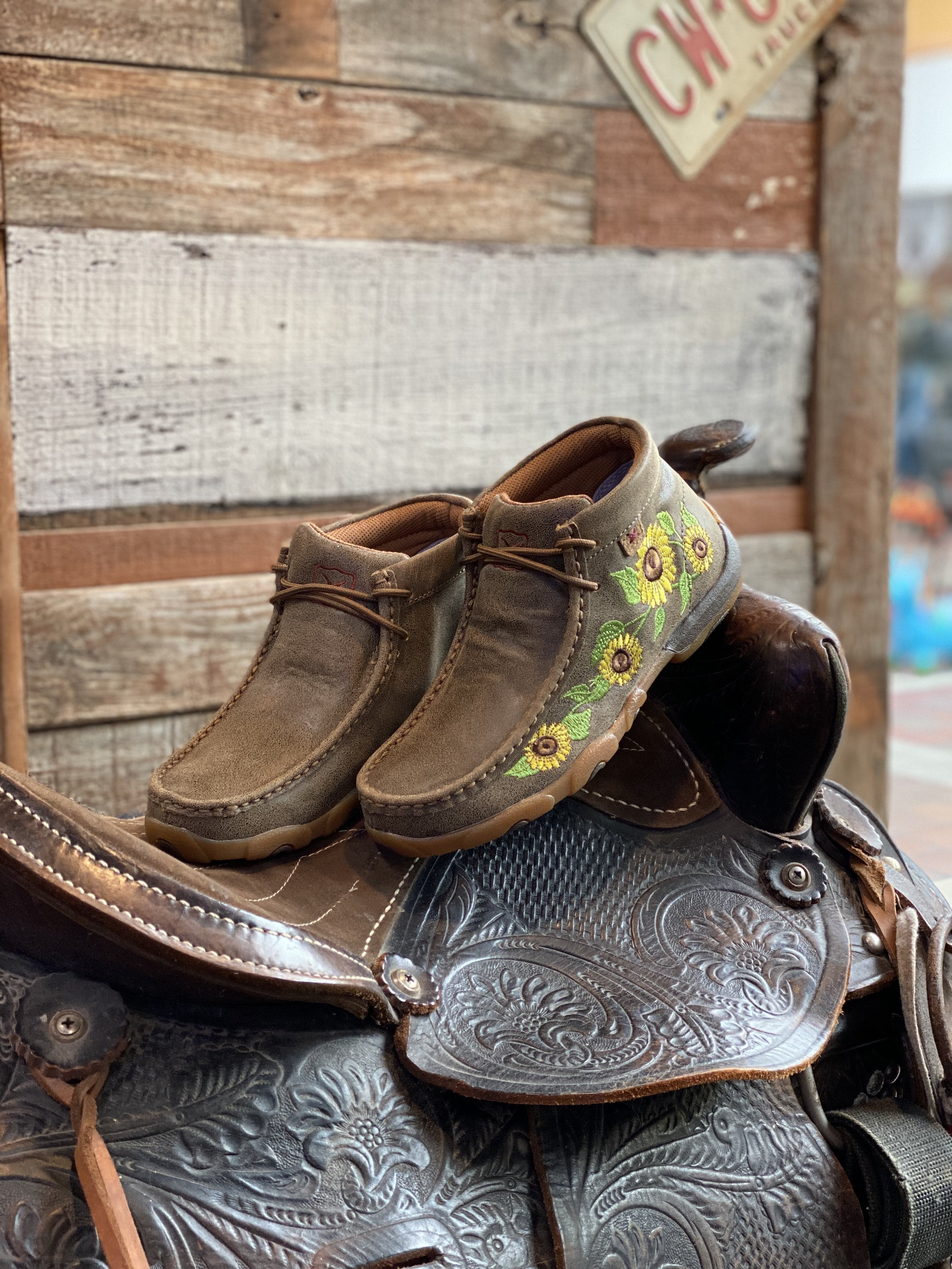 Twisted X Women’s Sunflower Mocs - Jobes Hats